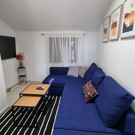 Paradiso Arx Apartament *