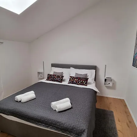 Paradiso Arx Apartmán