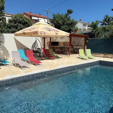 شقة Paradiso Arx بولا