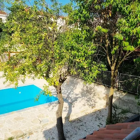Paradiso Arx * Pula